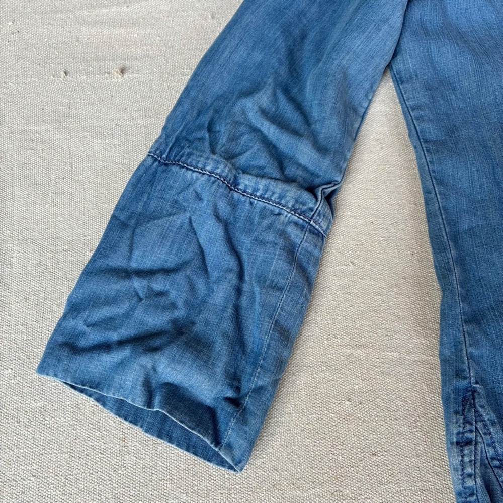 Cloth & Stone Tencel Chambray Button Down Shirt Womens Small Blue High Low Hem - Picture 9 of 11